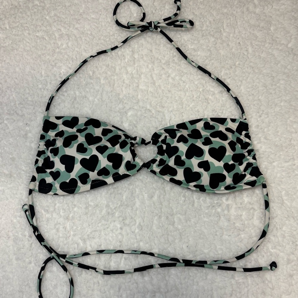 Victoria’s Secret Women Heart Allover Print Halter Bikini Top